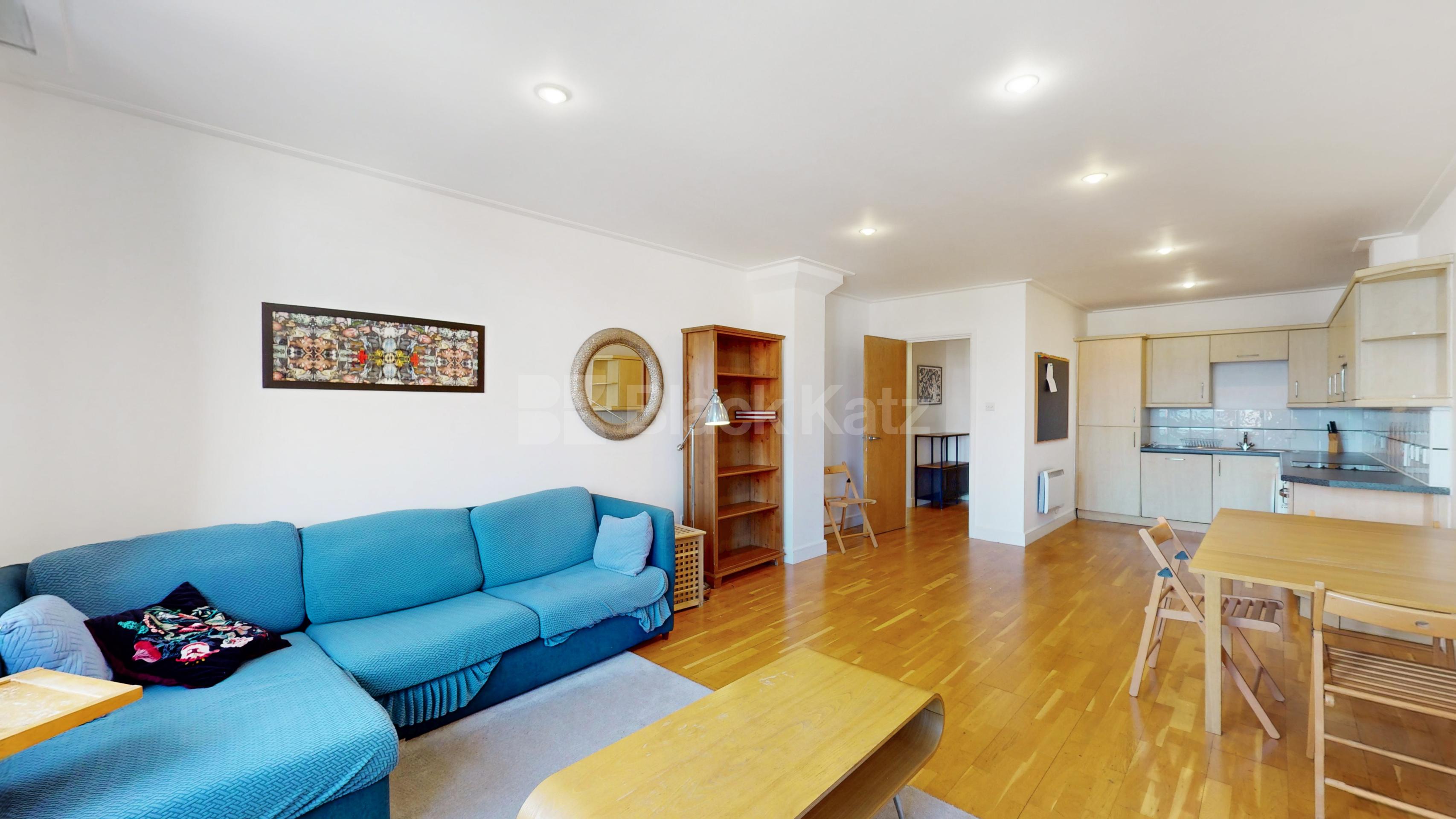 Stylish One-Bedroom Apartment in Prime Old Street Location – 764 Sq Ft City Road, Old Street EC1V
